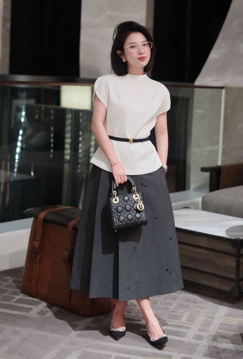 Gemstones Embellished Pleated Skirt - Grey