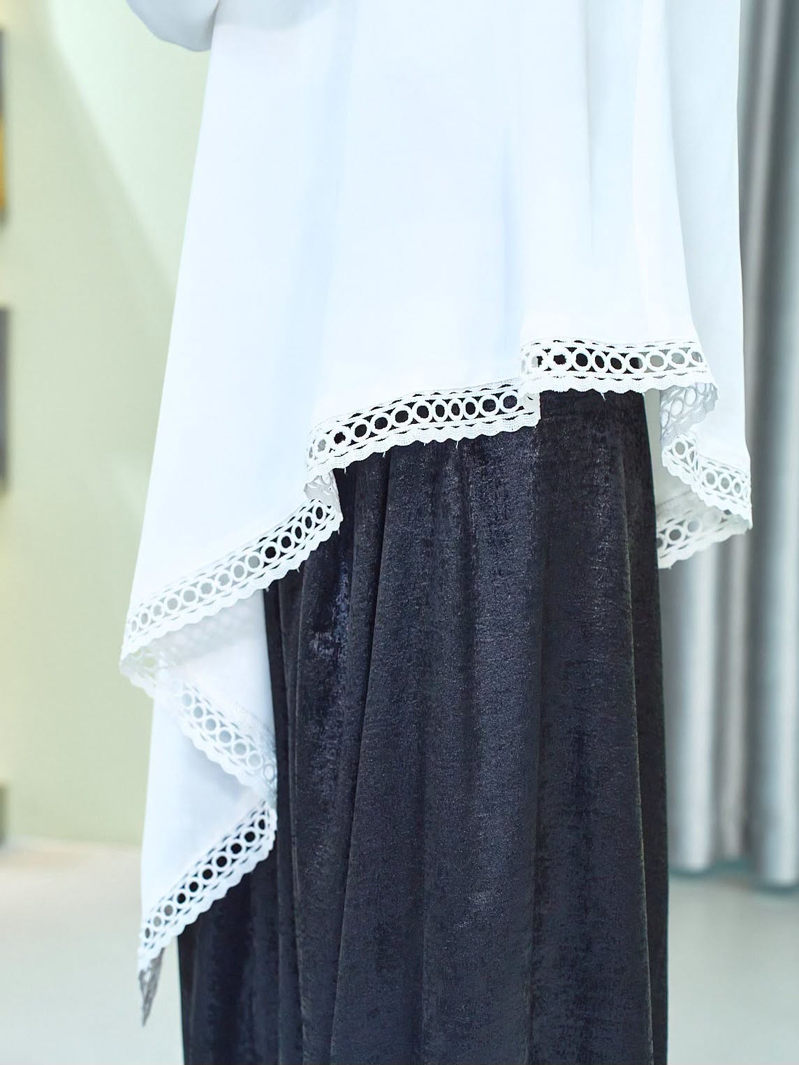 Asymmetric Lace Hem Top