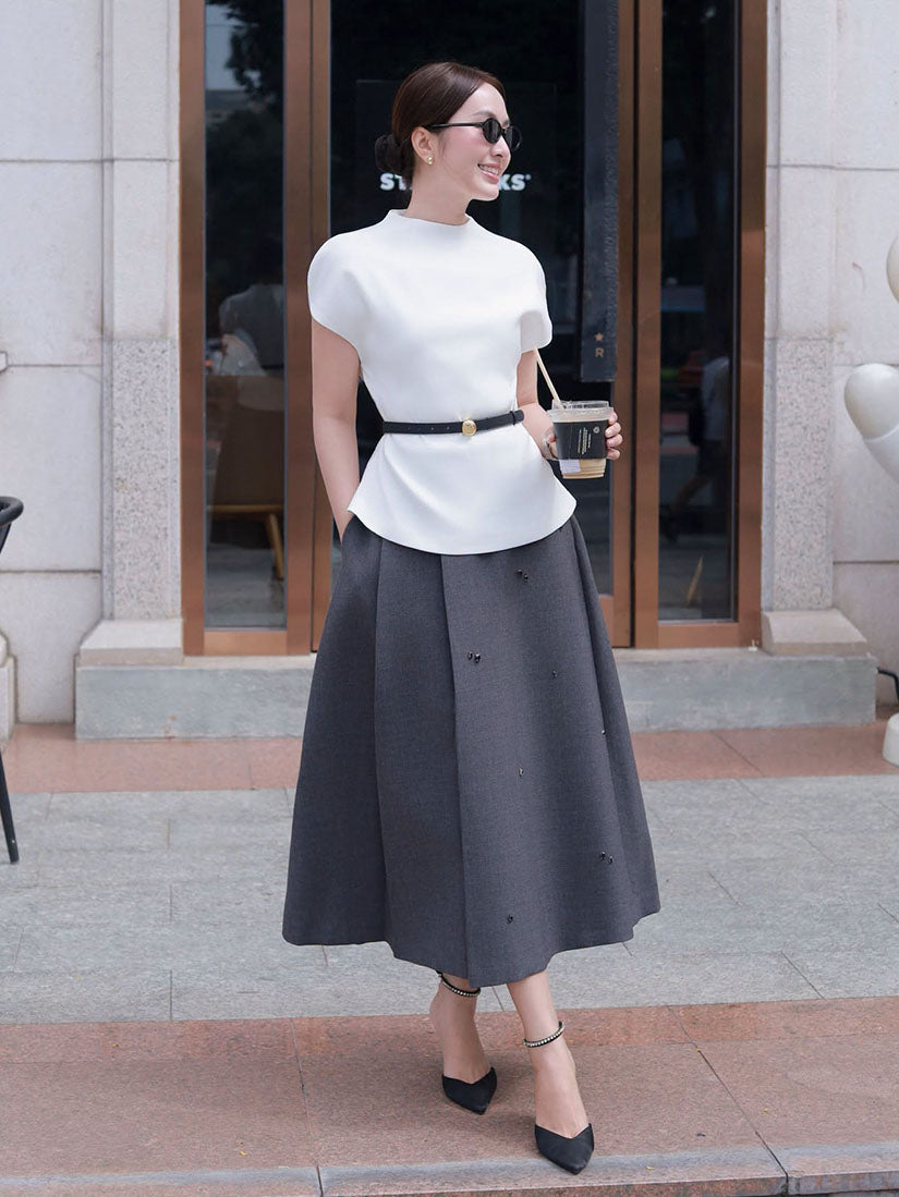 Gemstones Embellished Pleated Skirt - Grey