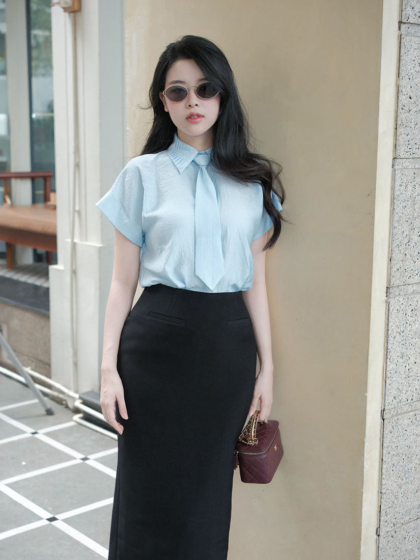 Pleated Collar Shirt With Tie