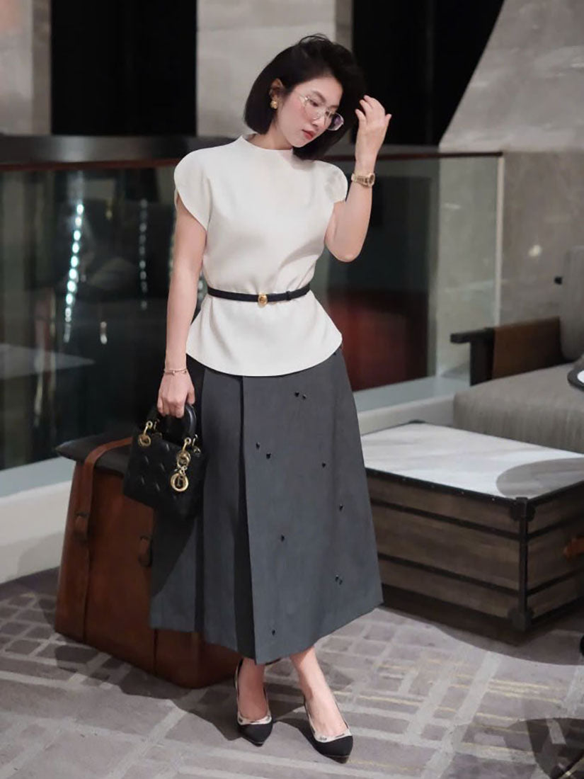 Gemstones Embellished Pleated Skirt - Grey