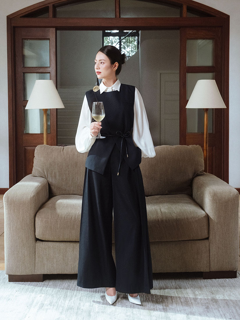 Side Pleated Wide Leg Pants