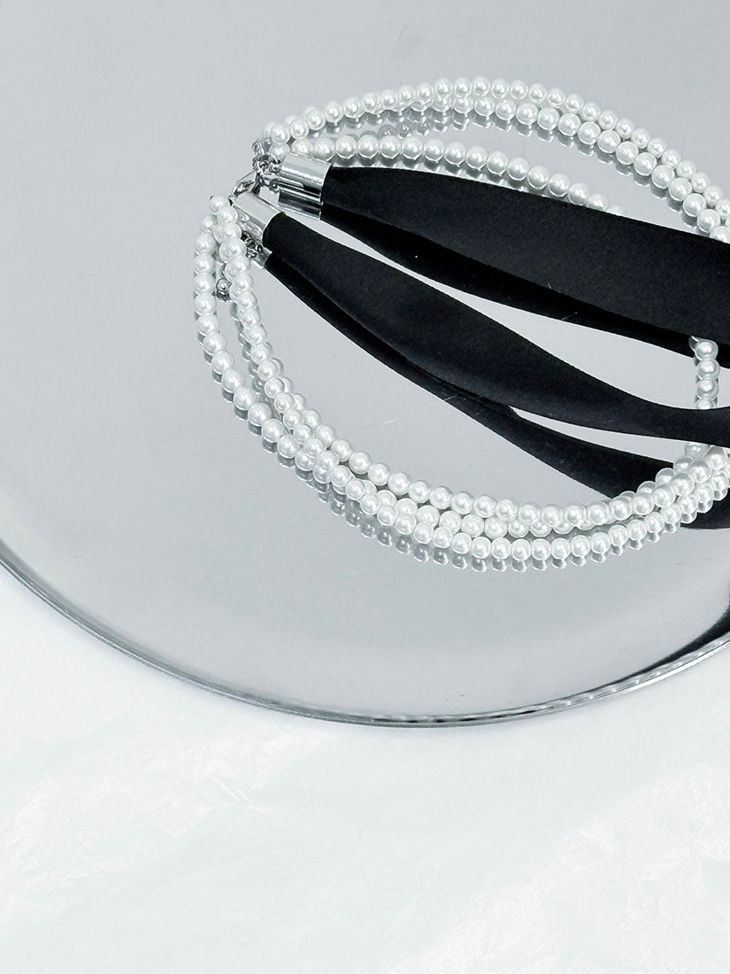 Ribbon Pearl Choker