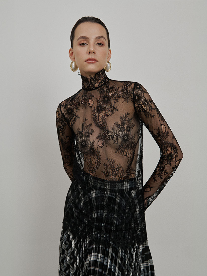 Black Maisie Lace Top