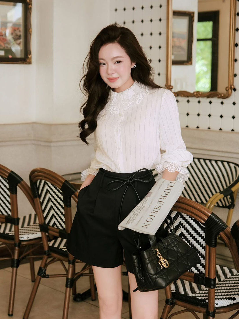 Lace Collar Pin-striped Shirt