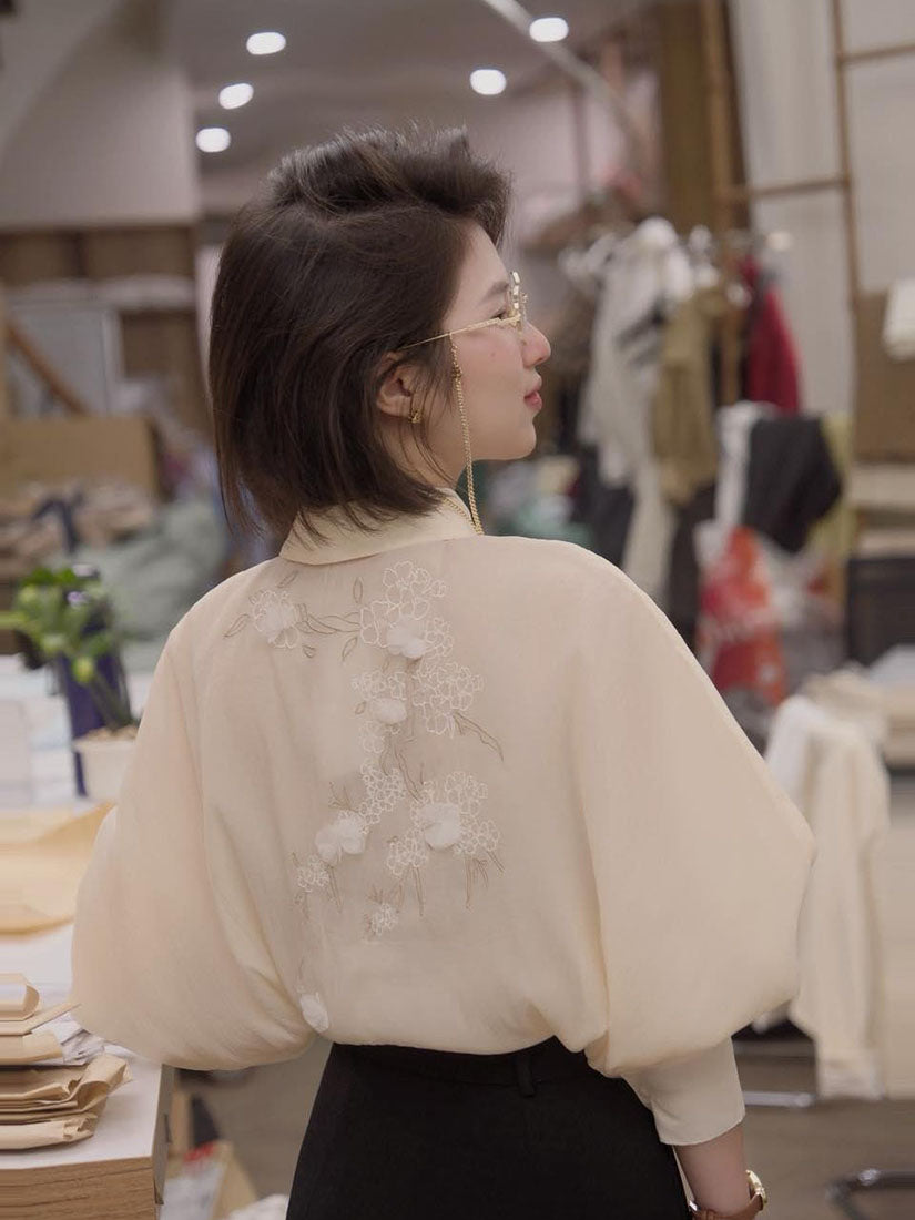 Swallow-Tailed Collar Embroidery Shirt