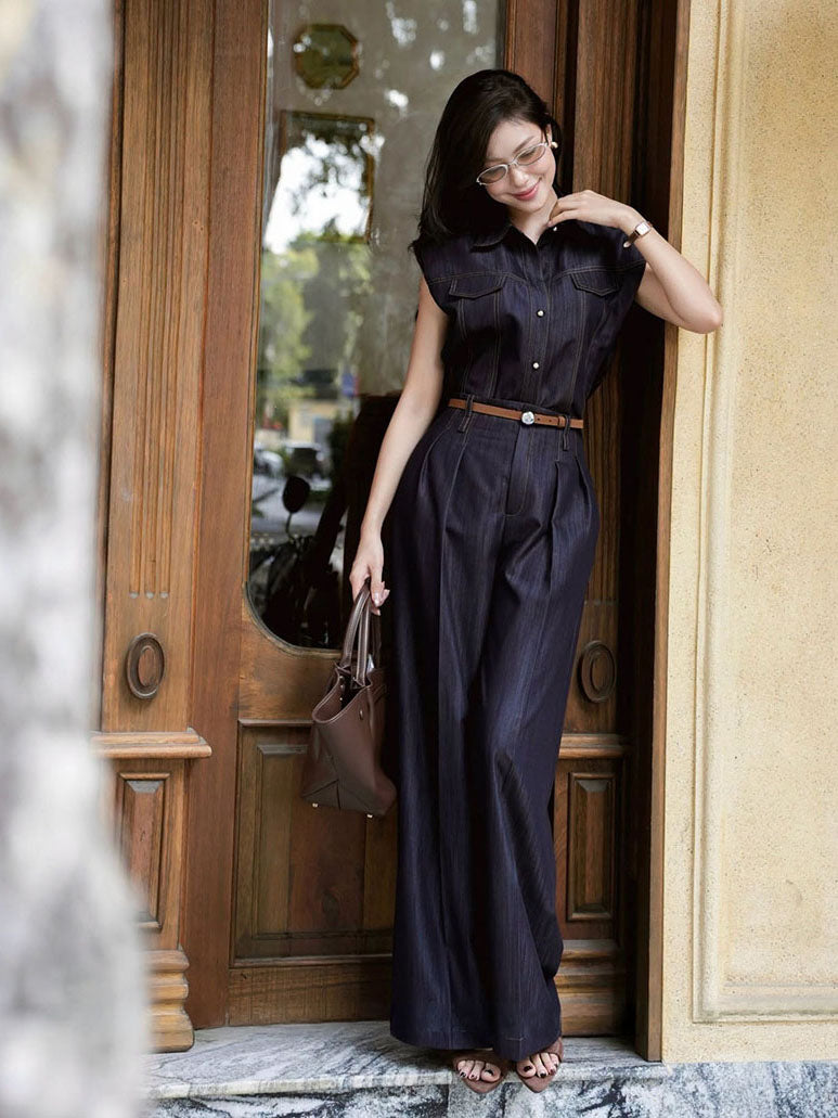 Pleated Wide-Leg Trousers