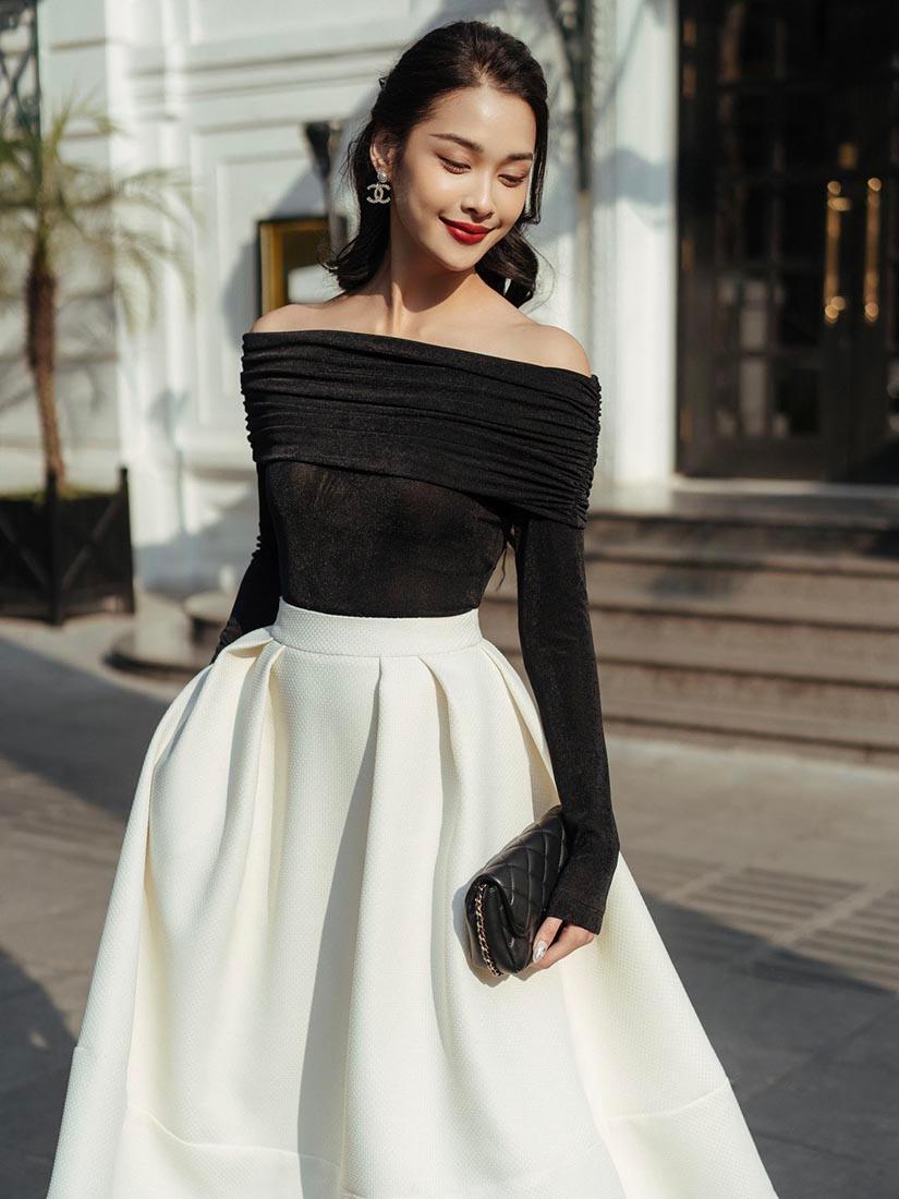 Off Shoulder Ruffled Sweater - :BE/NOTABLE/