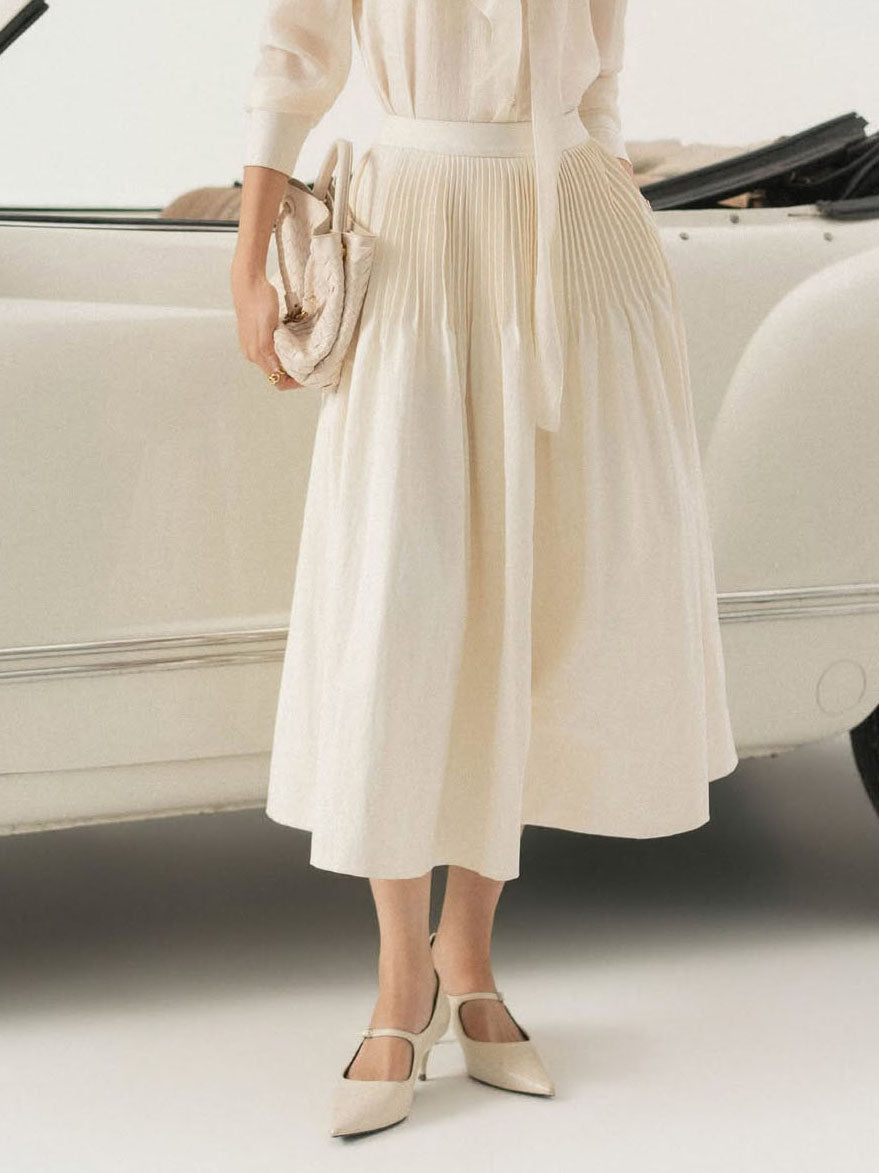 Pin-Tuck Waist Flare Skirt