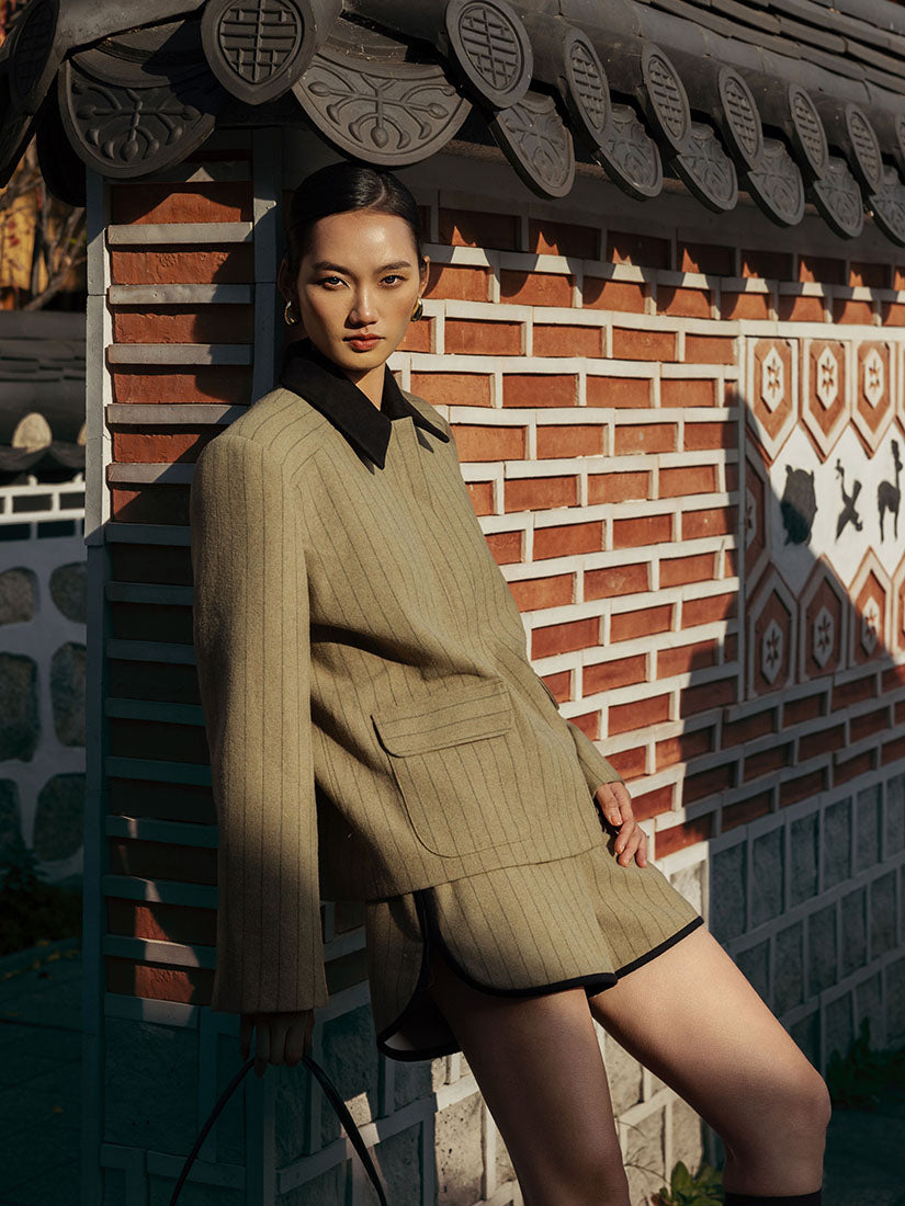 Contrast Collar Short Jacket