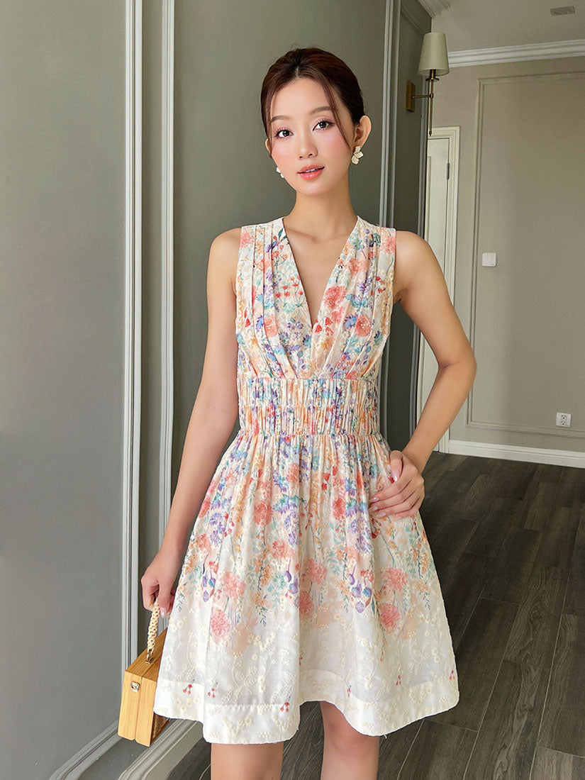 Floral Pleated Detailed Sleeveless Dress