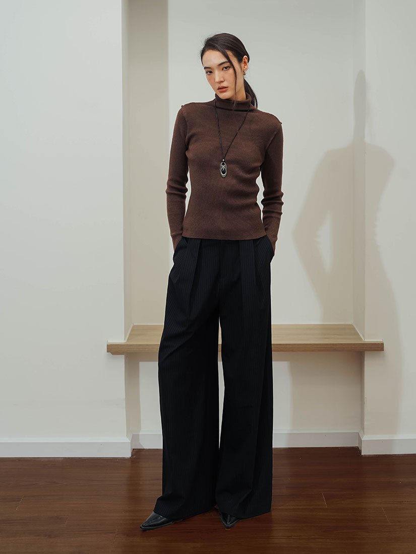 Brown Turtleneck Rough Knit Top