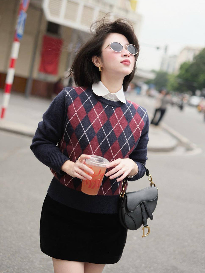 Crew Neck Argyle Knit Sweater