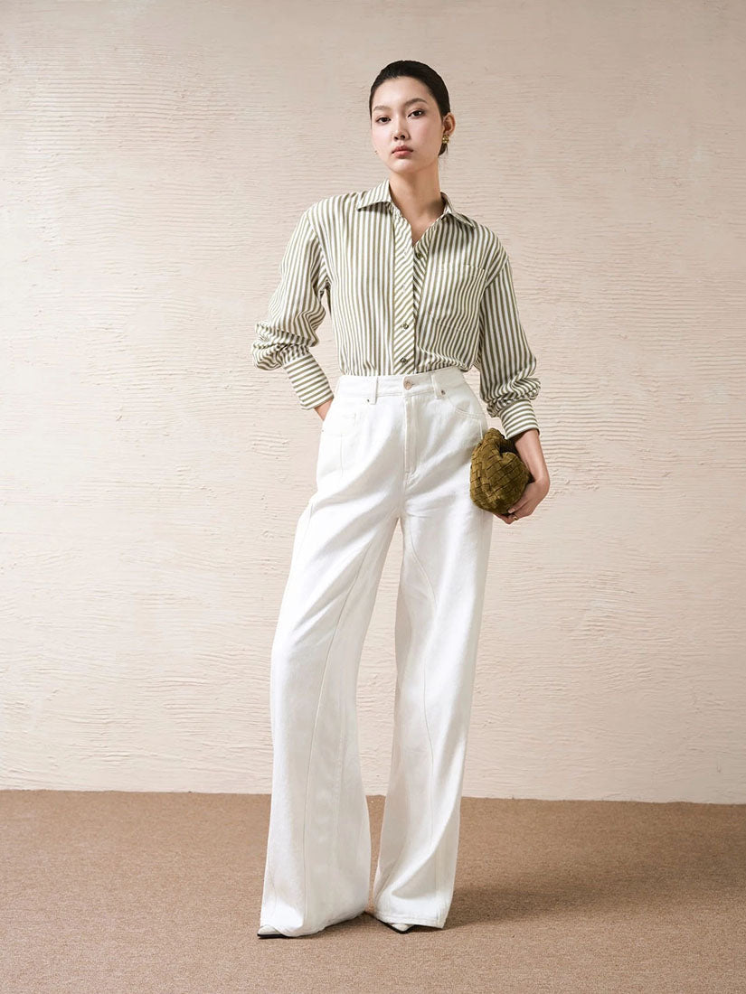 Swallow-Neck Shirt And Tie