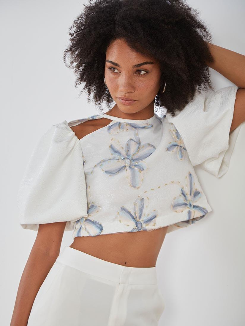 Daisy Cut Out Crop Top - :BE/NOTABLE/