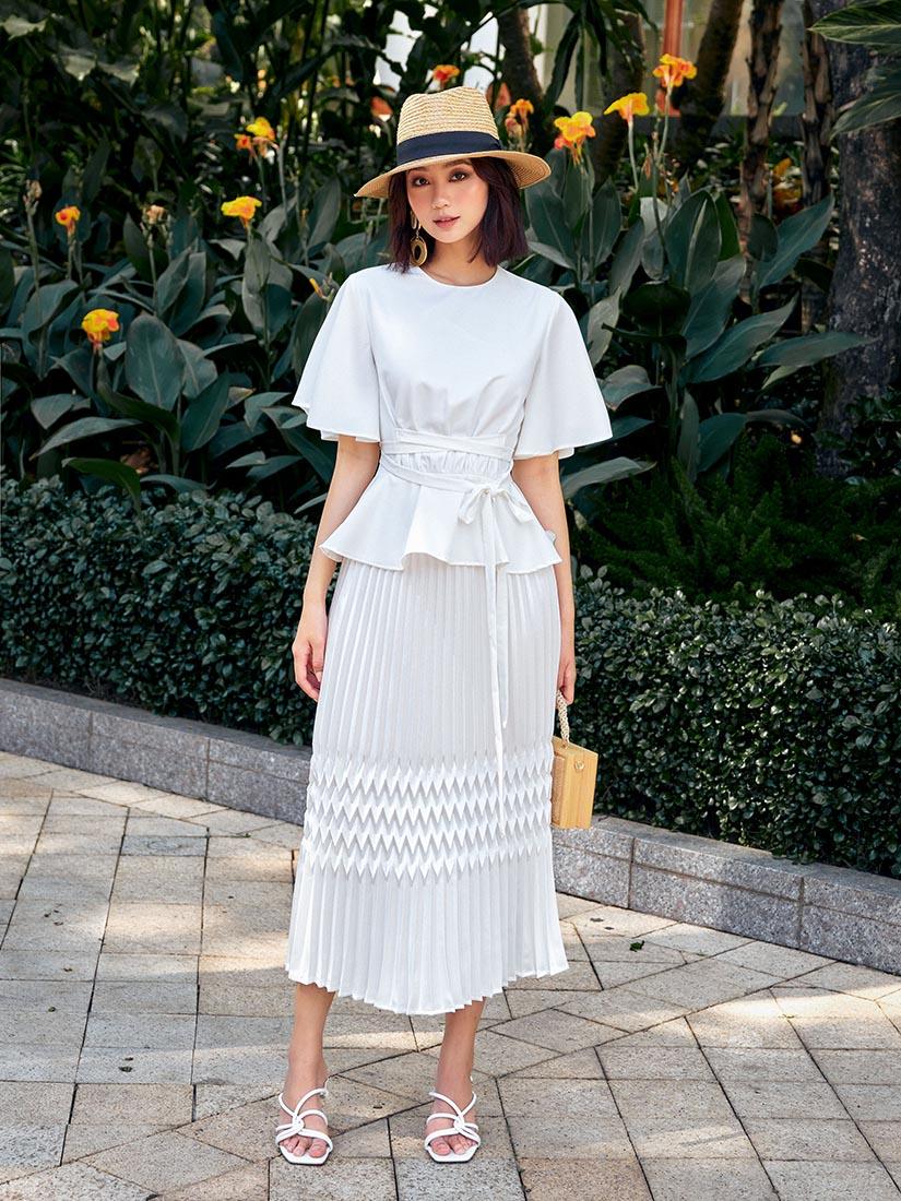 White Pleated Skirt - :BE/NOTABLE/